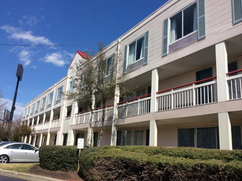 Clarion Pointe - Greensboro Coliseum Area Екстер'єр фото